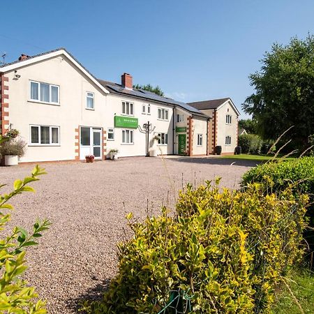Bridleways Guesthouse & Holiday Homes マンスフィールド エクステリア 写真