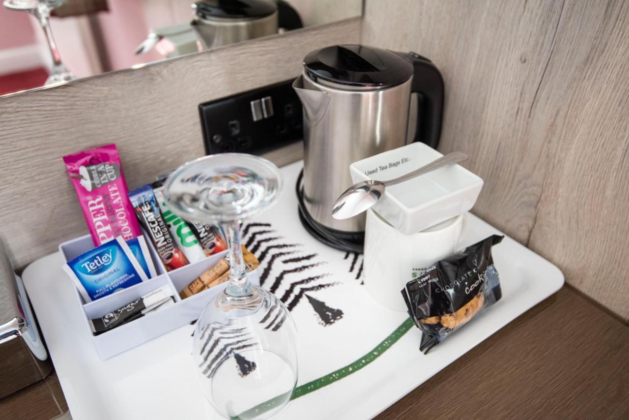 Bridleways Guesthouse & Holiday Homes マンスフィールド エクステリア 写真